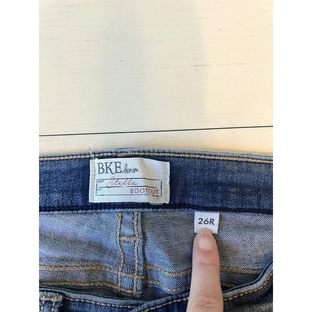 BKE Stella Bootcut Jeans Womens 26 Blue Medium Wash Low Rise Denim ABK3208 - Picture 3 of 7